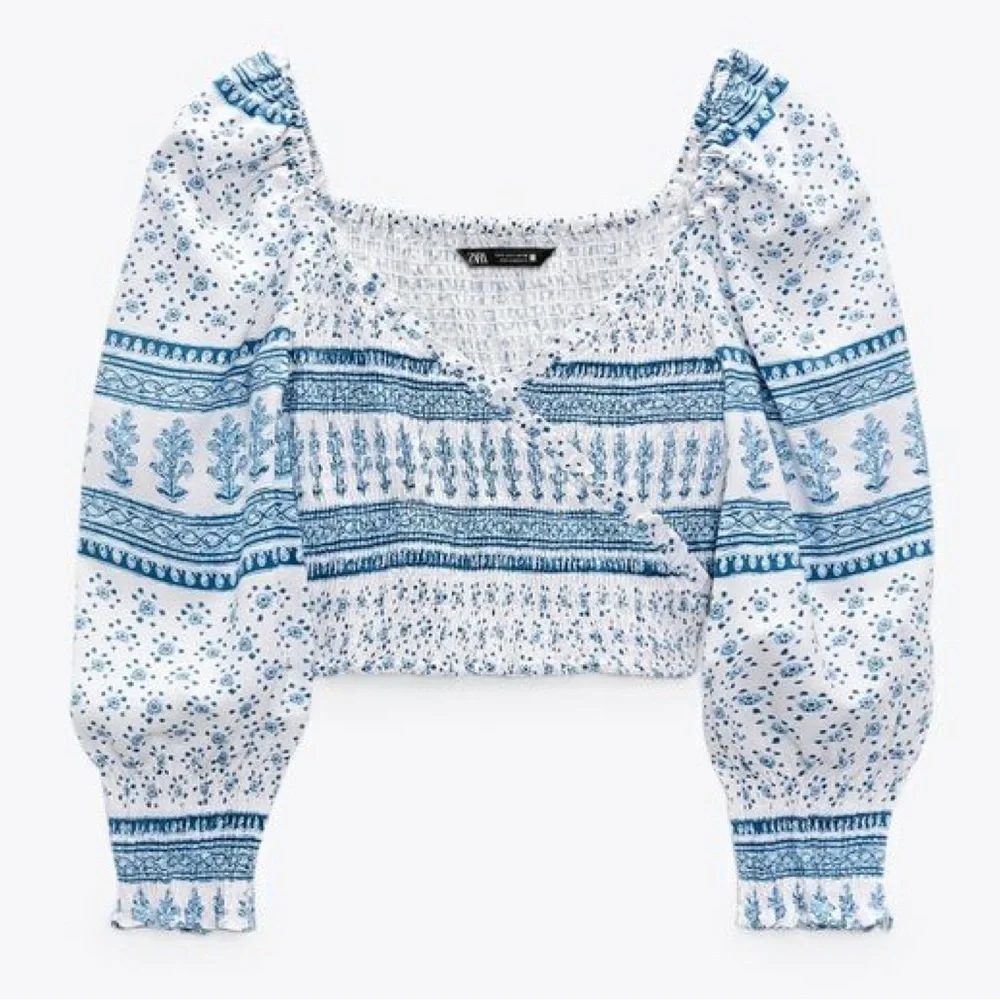ZARA ruched printed cropped long sleeve Blouse Size S